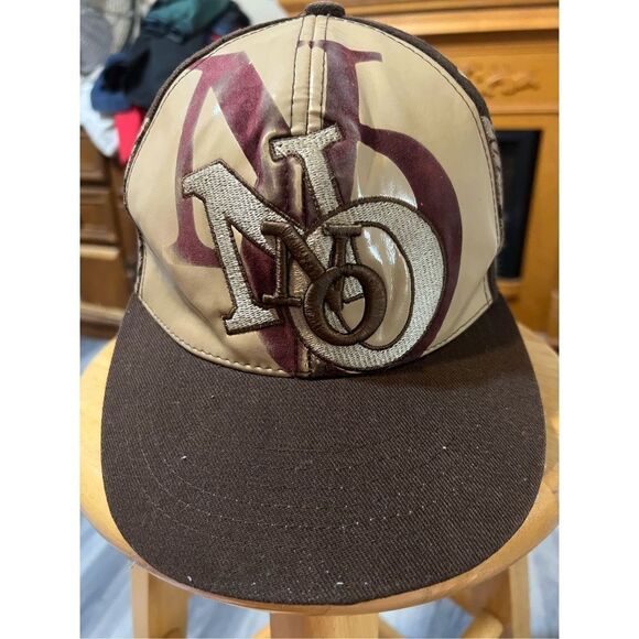 New Orleans ￼fitted hat - Picture 1 of 5